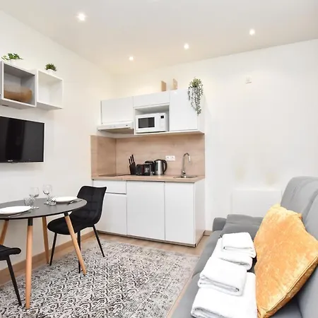 Cmg Studio Rochechouart -south Pigalle Paris