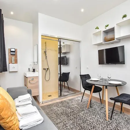 Cmg Studio Rochechouart -south Pigalle Paris