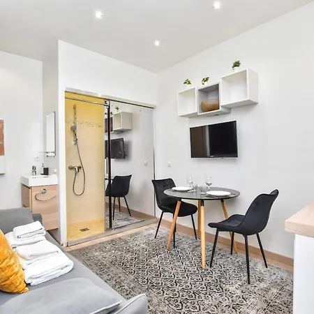 Apartment Cmg Studio Rochechouart -south Pigalle Paris