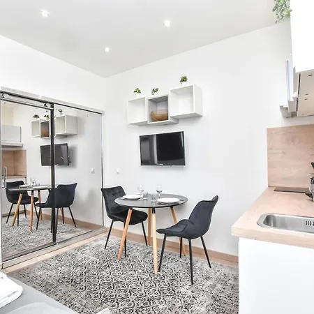 Cmg Studio Rochechouart -south Pigalle Paris